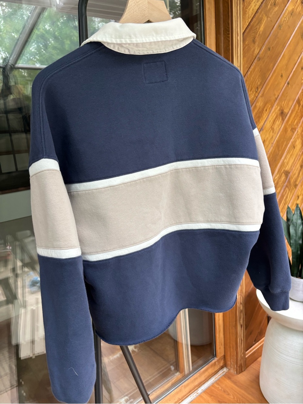 Abercrombie & Fitch Navy and Cream Colorblock Rugby Sweatshirt - Picture 5 of 7